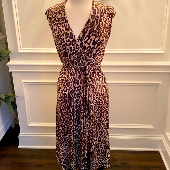 London Times Dresses & Skirts - London Times Leopard Cap Sleeve Midi Dress